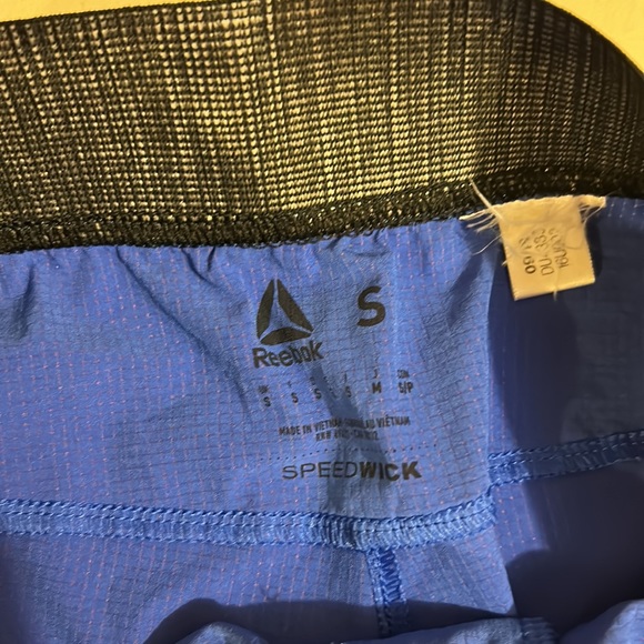 Reebok athletic shorts for men - Picture 4 of 4